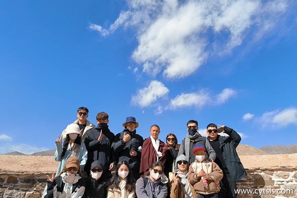 八月4個(gè)人去西藏7日游要多少錢(qián)