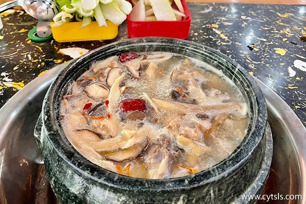 8個(gè)人去拉薩一周要花多少錢